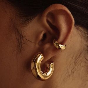NWT Chunky Gold Hoop Earrings - 14K Gold Plated - 1.22 inch